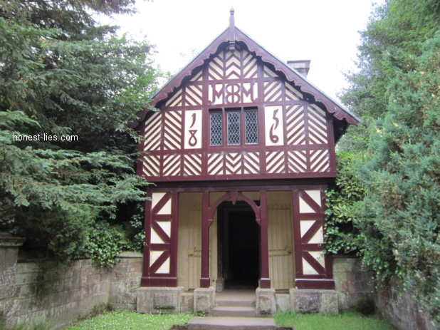 Little house containing one obvious passageway and a hidden entrance